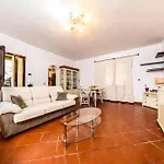 Doriana 2br 5px Freepark Jacuzzi شقة أولبيا