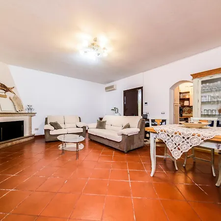 Doriana 2br 5px Freepark Jacuzzi Apartment Olbia