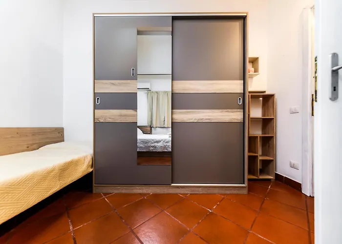 Doriana 2br 5px Freepark Jacuzzi Apartment *