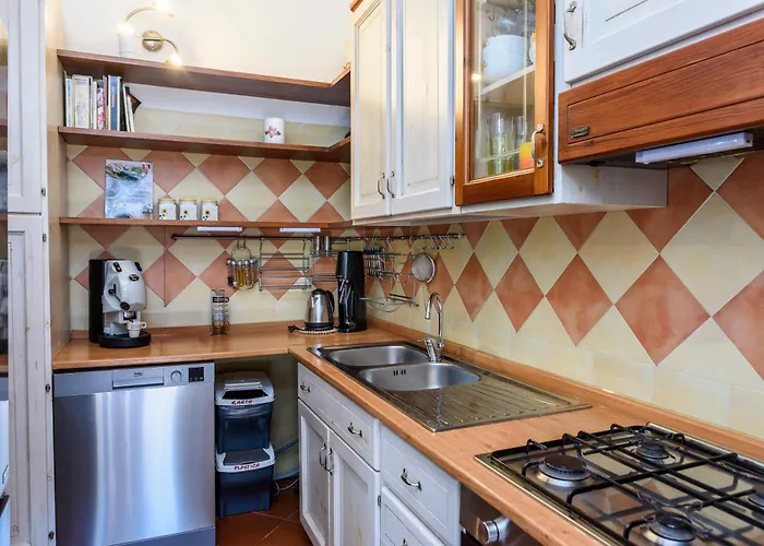 Apartment Doriana 2br 5px Freepark Jacuzzi Olbia